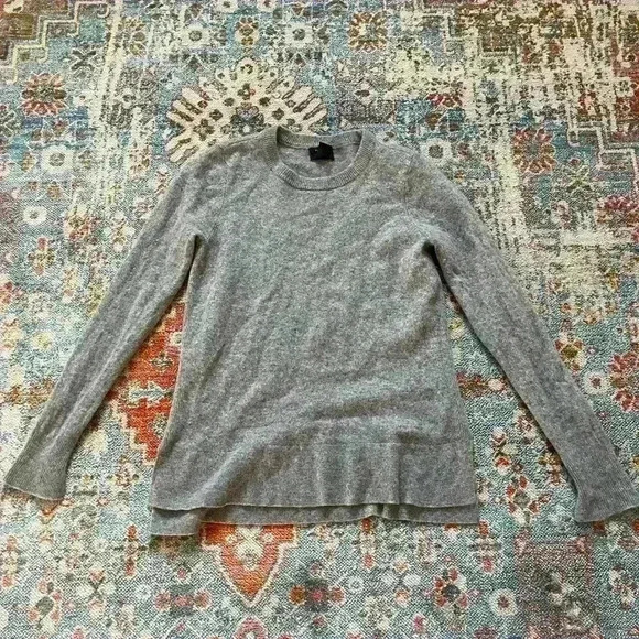 Halogen 100% cashmere grey crewneck sweater - Picture 1 of 6